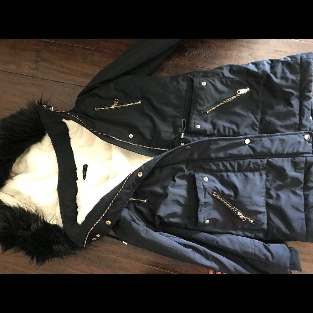 F and F size 4 women’s jacket-very warm
